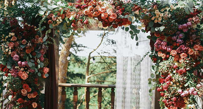 Invitație nuntă online Model N4 | Invitify Invitație de nuntă online Model N4 – invitație digitală personalizată cu RSVP